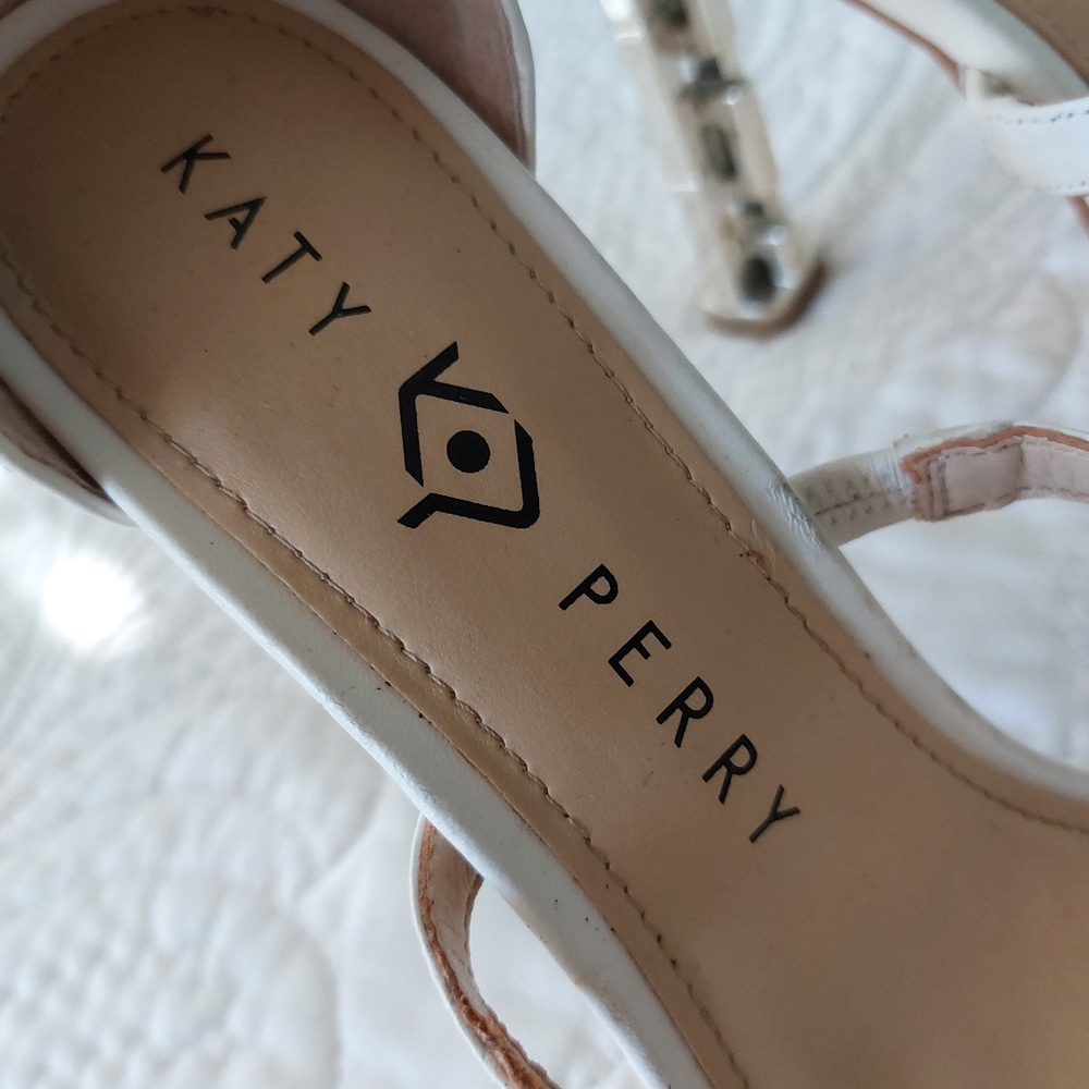 KATY PERRY " THE VILAN" WHITE STILETTO HEELS - Picture 3 of 11